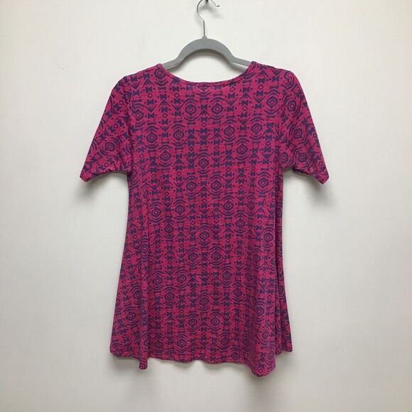 Womens LuLaRoe Perfect T-Shirt Pink Color Short Sleeve XS Side Slits - Picture 2 of 5